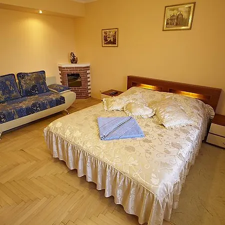 Oksi Apartamento Leópolis